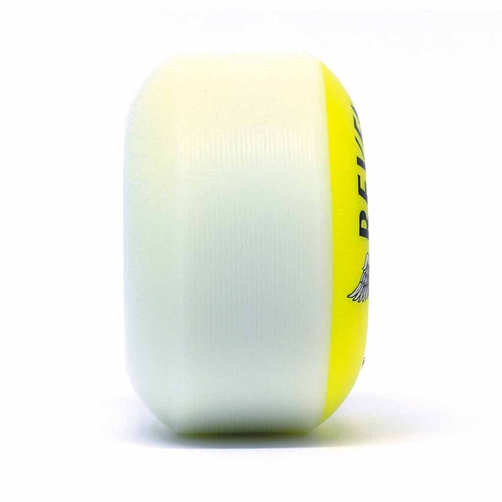 Roda Revenge Street 54MM - 85A - Branca / Amarelo