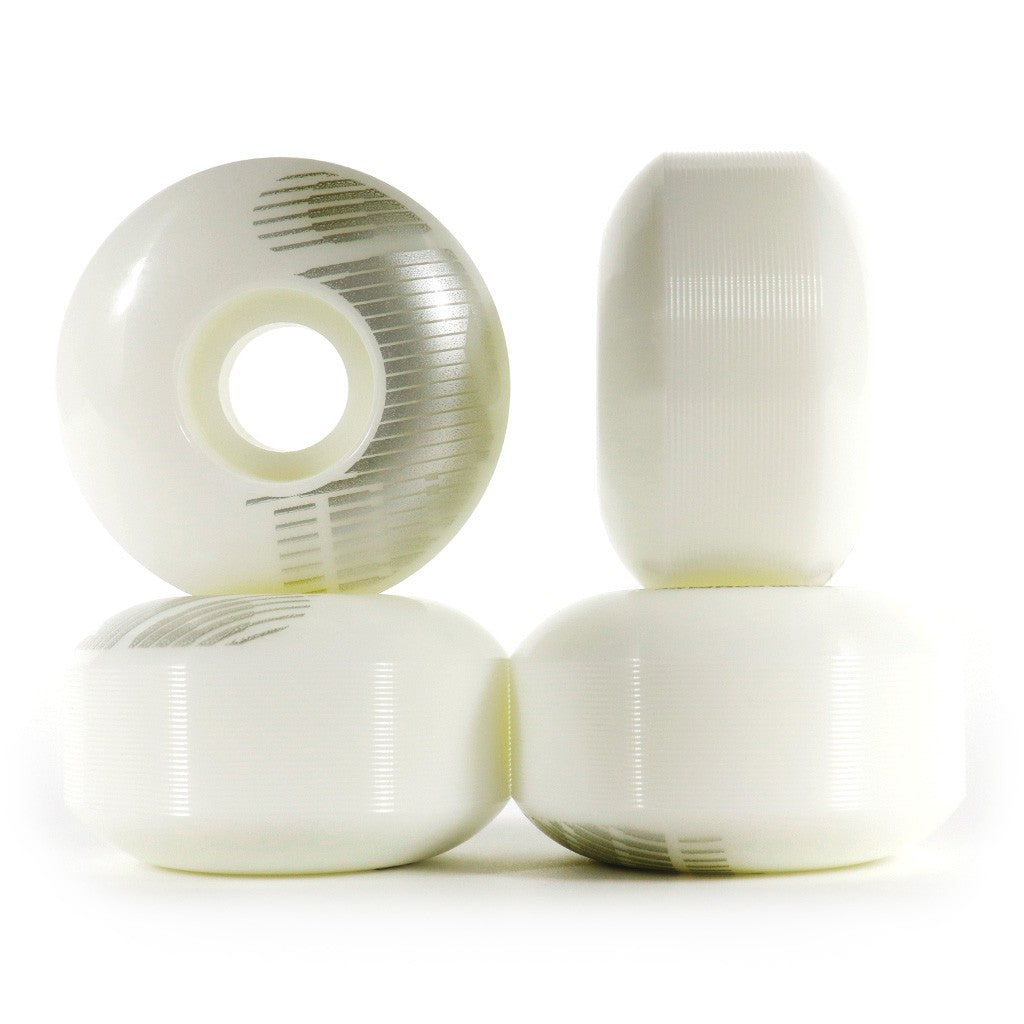 Roda Girl Skateboards National Hero 53mm - 99A - Branco / Prata
