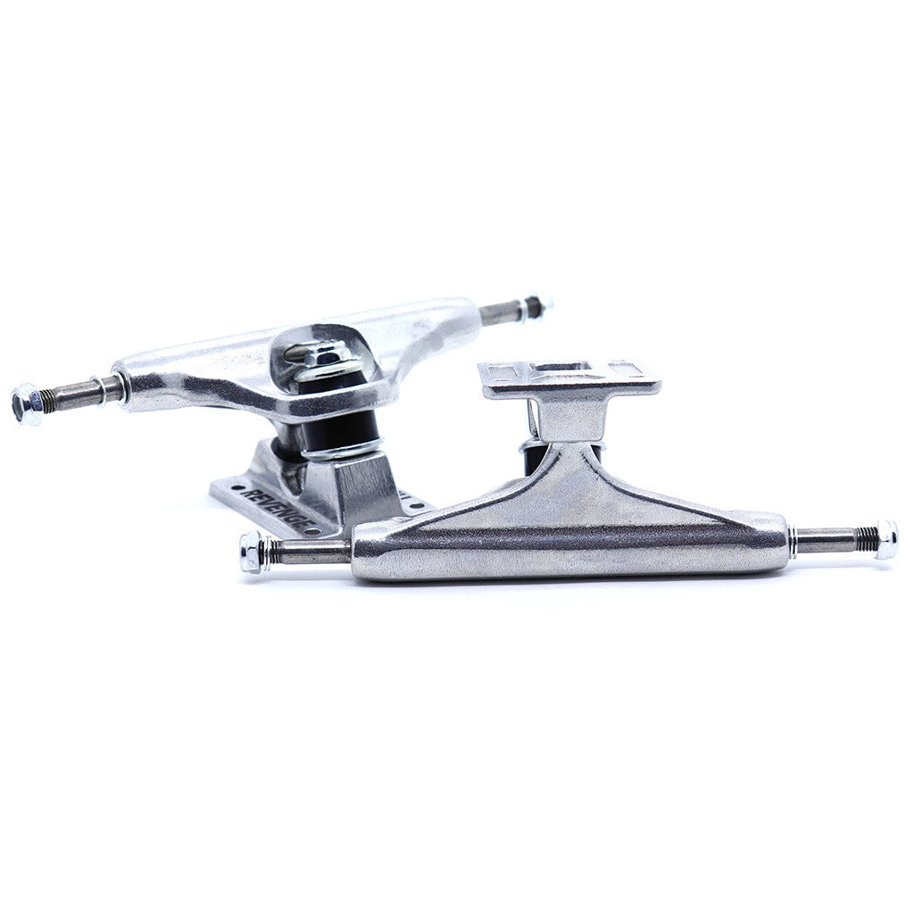 Truck Revenge Premium Central Vazado - Metal