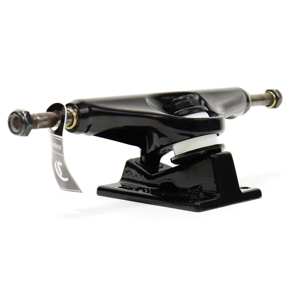 Truck Venture Trucks Gilbert Crockett Pro Editions L - Preto / Preto / Branco
