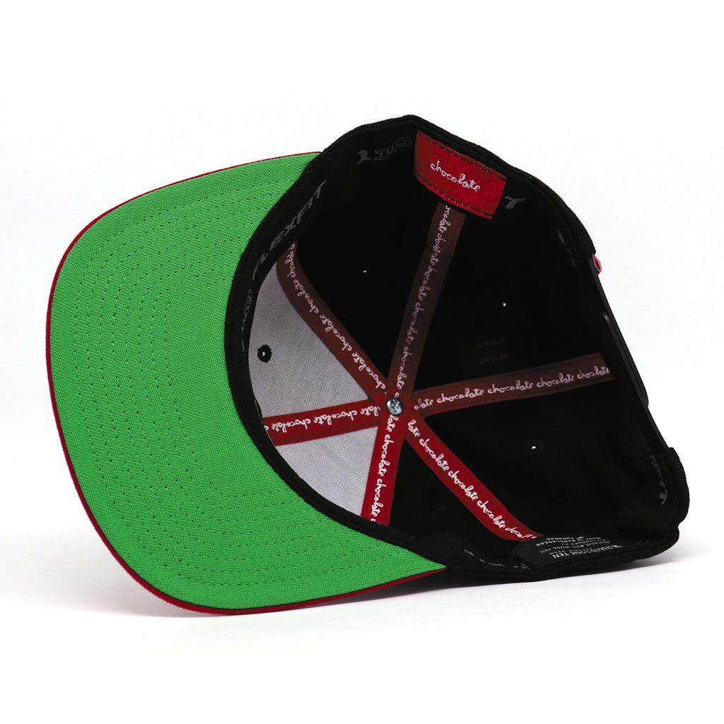 Boné Chocolate Skateboards Red Square Patch - Preto / Vermelho