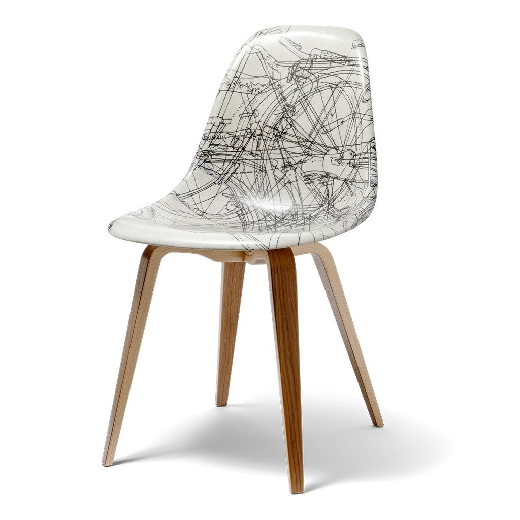 Cadeira Chocolate Skateboards Modernica Hecox Chair - Branca