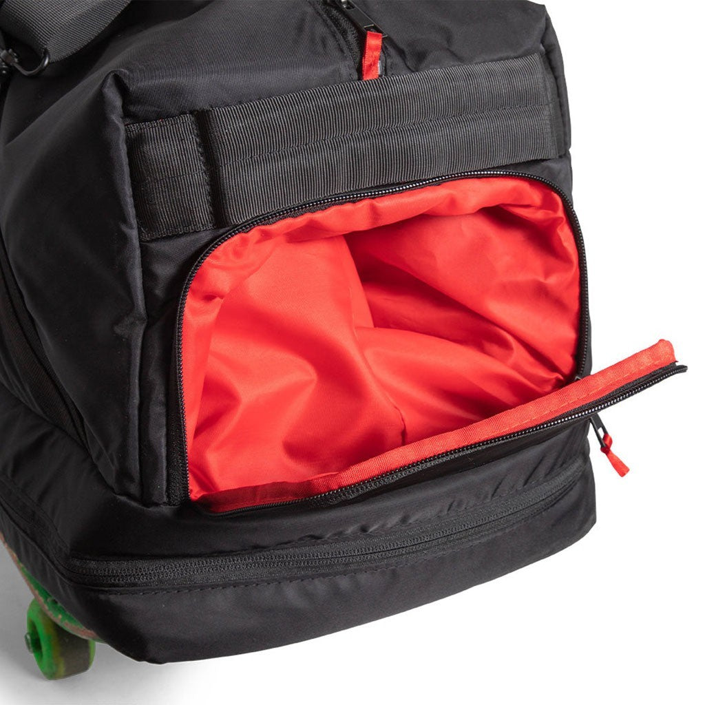 Mala Chocolate Skateboards Travel Duffel - Preto